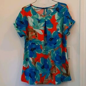Faith and Joy EUC floral top